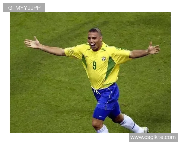 以足球球星定制手环展现独特风格彰显个性魅力与无限热爱 以足球球星定制手环展现独特风格彰显个性魅力与无限热爱