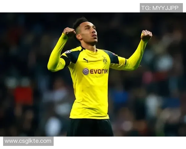 98年足球球星收入揭秘 高薪背后的努力与挑战 98年足球球星收入揭秘 高薪背后的努力与挑战